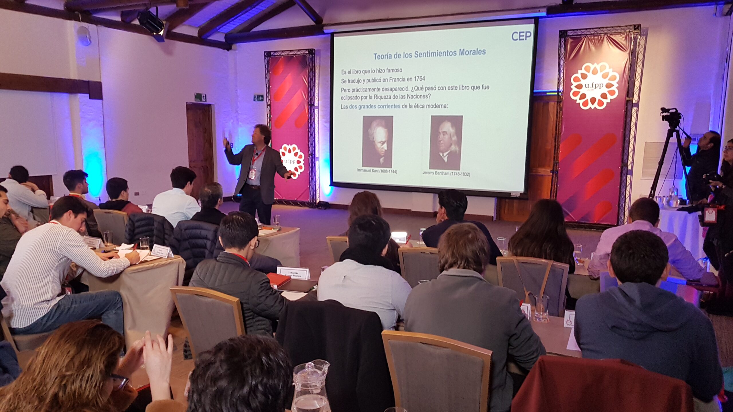 Santa Cruz: Principales referentes de las ideas del liberalismo en Chile comparten su pensamiento en seminario internacional